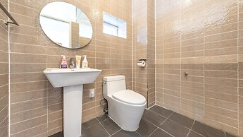 Gangneung Dangdangi Dog Pension Blue