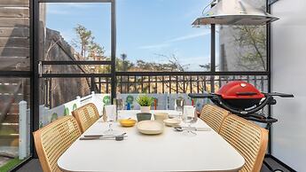 Gangneung Dangdangi Dog Pension Blue