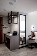 Voyager Hotel