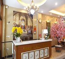 Thanh Hang Hotel near Emerald My Dinh
