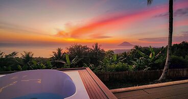 Bobocabin Bunaken Hills