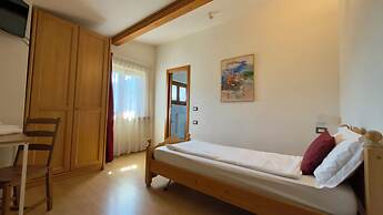 Casteluce Hotel Funivie