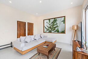 Roselle Villa by Betterplace