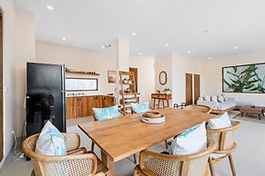 Roselle Villa by Betterplace