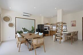 Roselle Villa by Betterplace