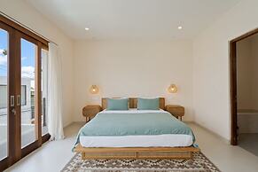 Roselle Villa by Betterplace