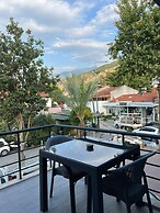 MONİ HOMES