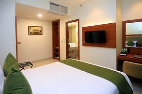 Luxury Inn Arion Hotel Rawamangun