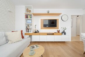 Apartment in Wroclaw by Renters Prestige