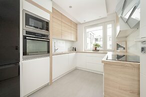 Apartment in Wroclaw by Renters Prestige