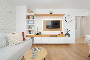 Apartment in Wroclaw by Renters Prestige