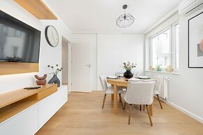 Apartment in Wroclaw by Renters Prestige