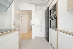 Apartment in Wroclaw by Renters Prestige