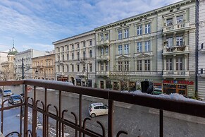 Piotrkowska Cozy Studio by Renters