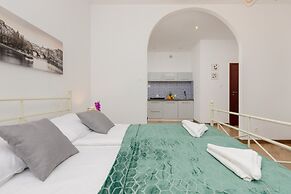 Beautiful Studio Piotrkowska by Renters