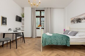 Beautiful Studio Piotrkowska by Renters