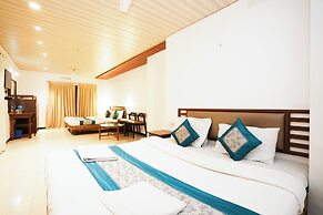 Hotel Maharaja Residency