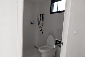 It My Life Cafe X Camp