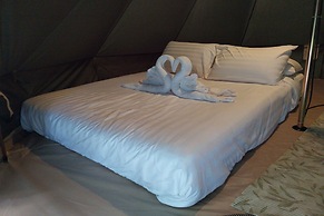 It My Life Cafe X Camp