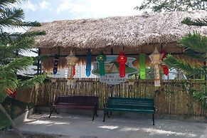 It My Life Cafe X Camp