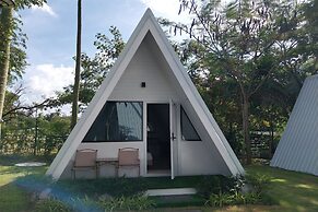 It My Life Cafe X Camp