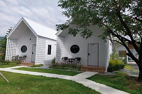 It My Life Cafe X Camp