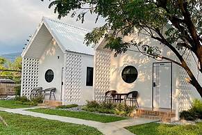 It My Life Cafe X Camp