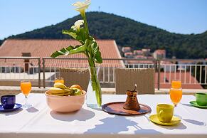 KABLAR'S SUNNY SUITES