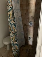 Lovely Studio Apt in Whim Estate-near Scarborough