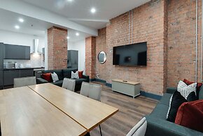 Harrisons Aparthotel