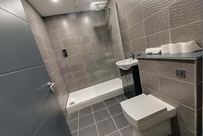 Harrisons Aparthotel