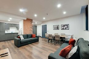 Harrisons Aparthotel