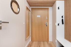 Rustic Style Apartment by Renters