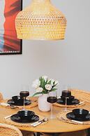 Rustic Style Apartment by Renters