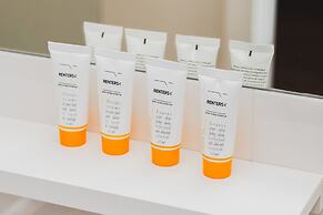 Rustic Style Apartment by Renters