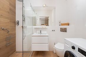 Rustic Style Apartment by Renters