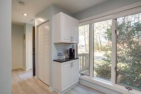 Townhome w/ Screened Porch: 1 Mi to Bethany Beach!