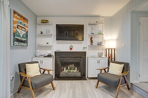 1 Mi to Bethany Beach: Townhome w/ Screened Porch!