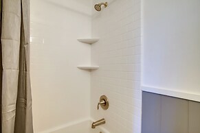 1 Mi to Bethany Beach: Townhome w/ Screened Porch!