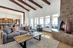 Casa Verde 4 Bedroom Home by RedAwning