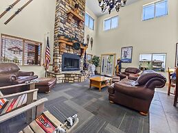 5632 O. Cozy Bear Hollow Retreat With Private Hot Tub & Clubhouse! 4 B