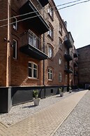 Kosciuszki 25C With A/c by Renters