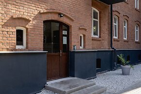 Kosciuszki 25C With A/c by Renters