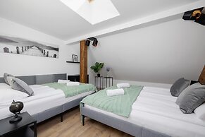 Kosciuszki 25C With A/c by Renters