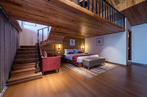 Udaan Hotel Pine Crest