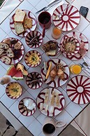 Boutique-Hôtel et Restaurant Basgi Basgi