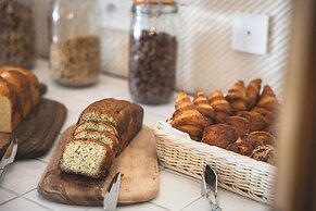 Boutique-Hôtel et Restaurant Basgi Basgi