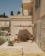 Boutique-Hôtel et Restaurant Basgi Basgi