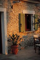 Boutique-Hôtel et Restaurant Basgi Basgi