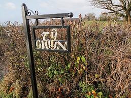 Ty Gwyn